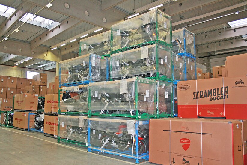 Lagermax Motorcycle logistics